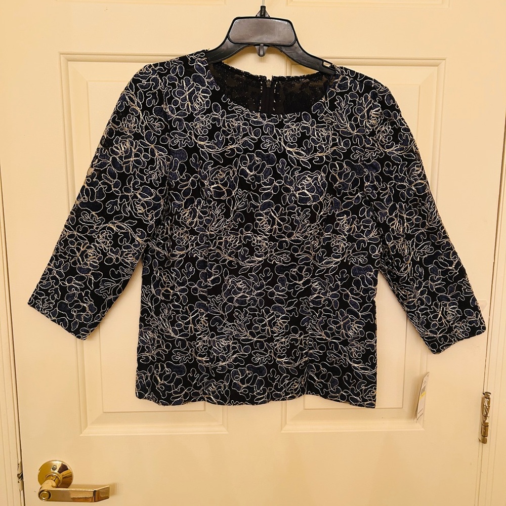 NWT Alex Evenings Black, Navy Blue and Gold Floral Women's Top- size M
